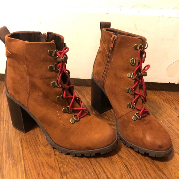 qupid lace up booties